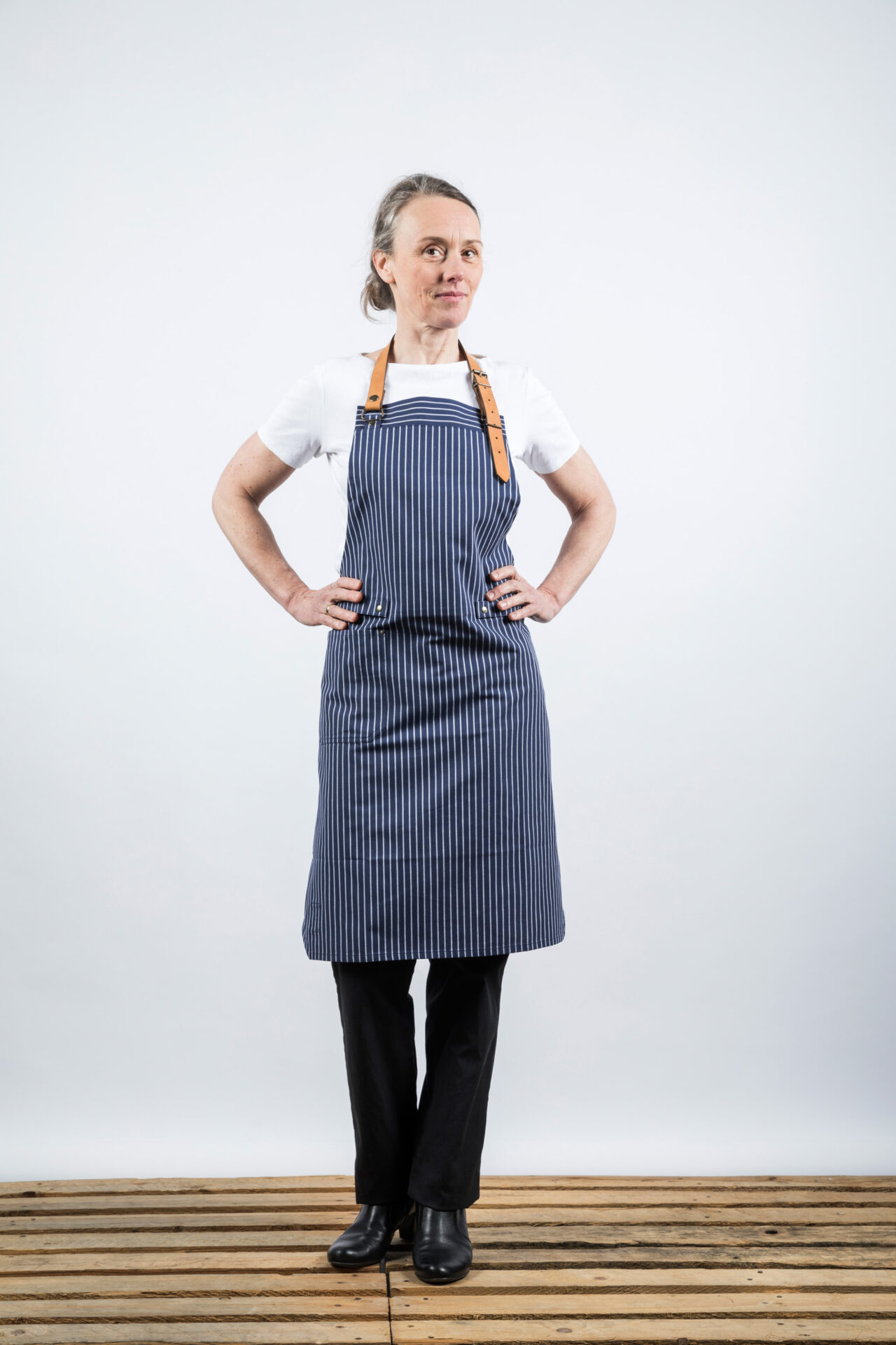 gusswerk-küchenschürze